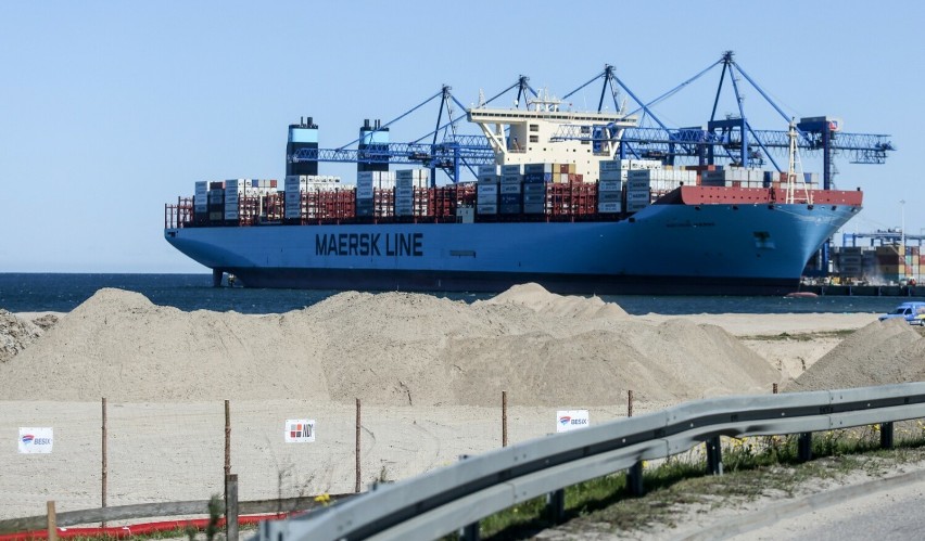 Kontenerowiec Maersk płynący do Gdańska zgubił na morzu 46...