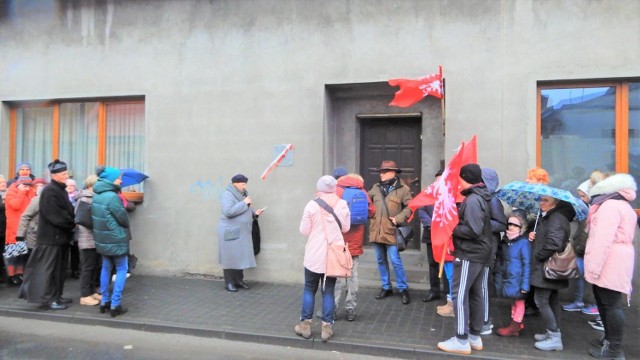 Spacerując po Szubinie przeczytasz o weteranach powstania wielkopolskiego