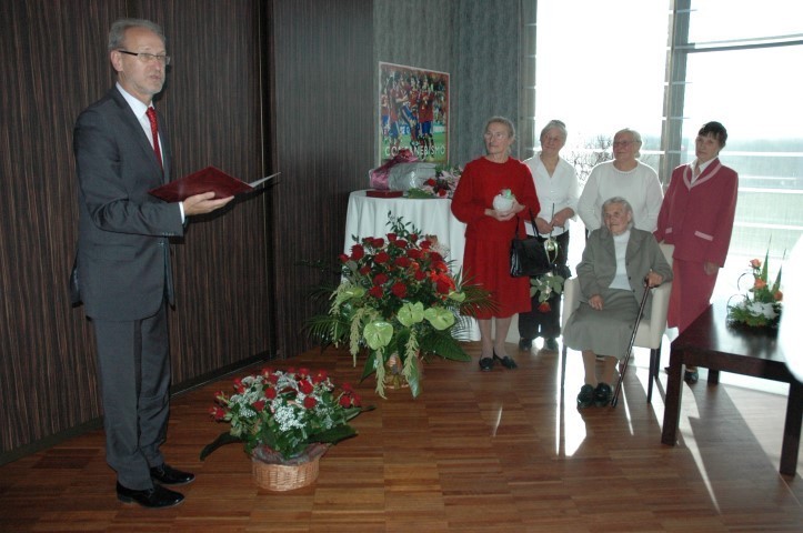 Jubilatka doczekała się 22 wnuków, 42 prawnuków i 9...