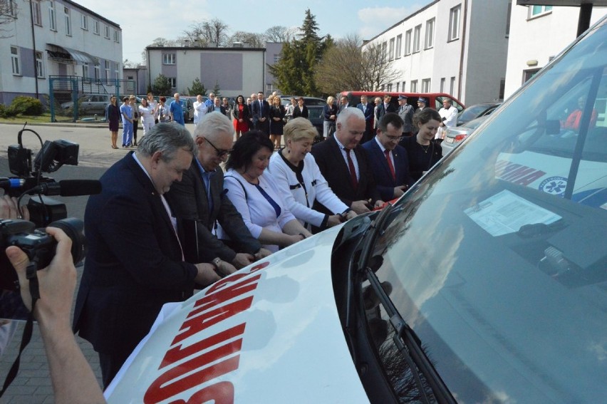 Otwarcie pogotowia w Poddębickim Centrum Zdrowia