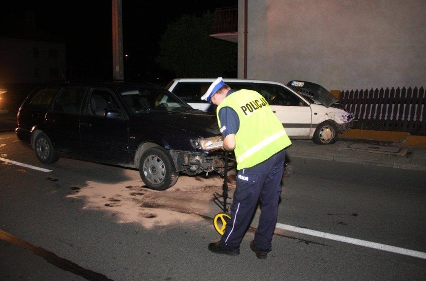 Opole: Dwa VW Passaty zderzyły się na ul. Teligi na Malinie
