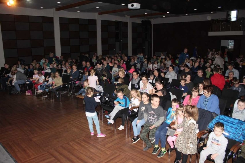Spektakl dla dzieci "Łakocie Jasia i Małgosi" w witkowskim Centrum Kultury