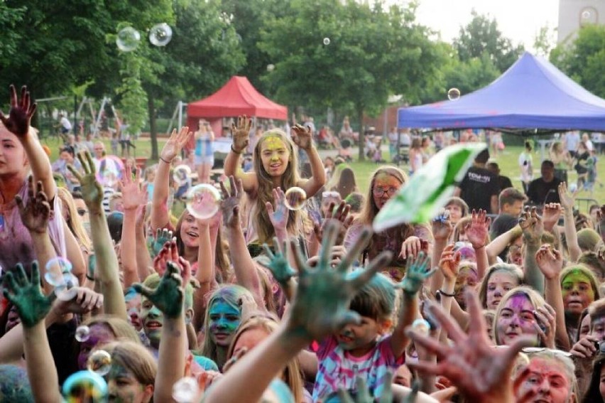 Festiwale i Eksplozje Kolorów to fantastyczne imprezy, które...