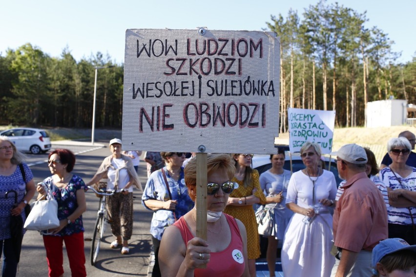 Mieszkańcy Wesołej protestują przeciwko trasie Wschodniej...