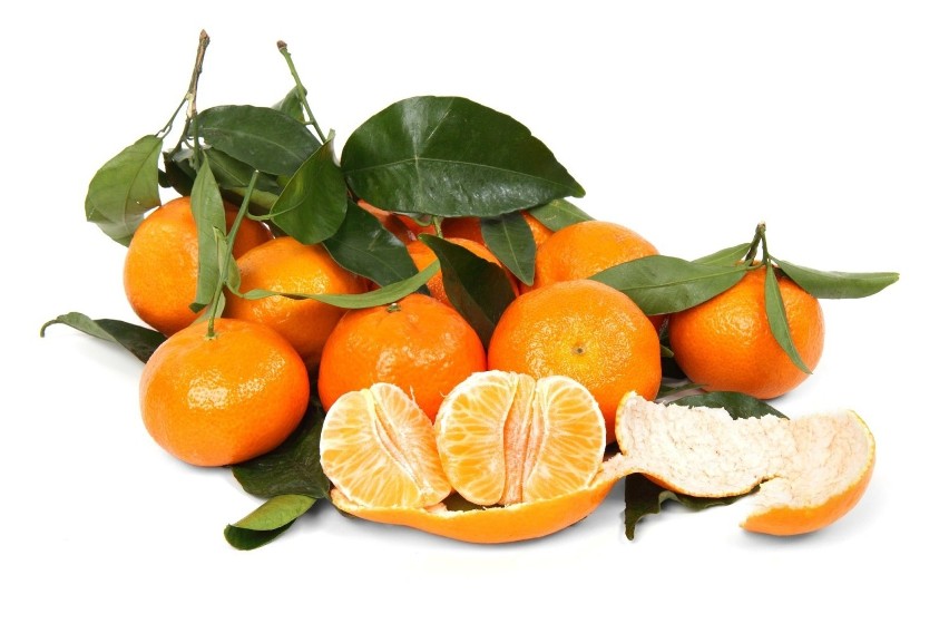 Głównym kryterium wyboru słodkich mandarynek jest kolor jej...