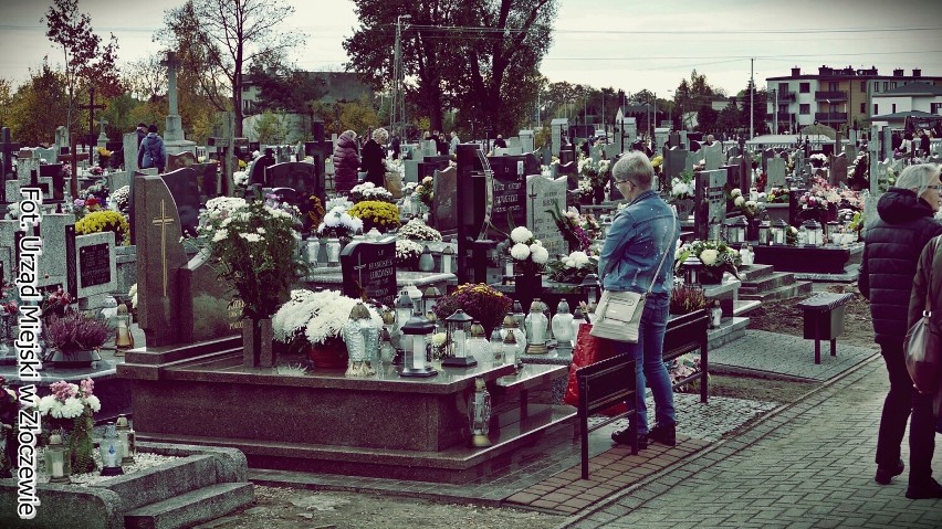 Mieszkańcy od rana odwiedzali groby bliskich