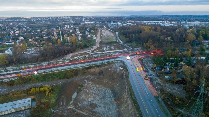 Trwa budowa trasy S7 między węzłami Nowa Huta i Widoma. W...