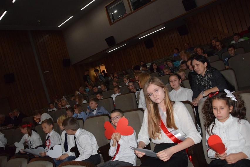 IX Powiatowy Przegląd Pieśni Patriotycznej i Żołnierskiej w...