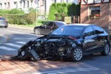 Zderzenie autobusu z samochodem w centrum Pruszcza [15.09.21] Na miejscu straż i policja |ZDJĘCIA