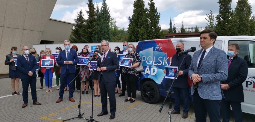 Minister Adam Niedzielski w Chełmie. Debata o propozycjach w dziedzinie ochrony zdrowia zawartych w Polskim Ładzie