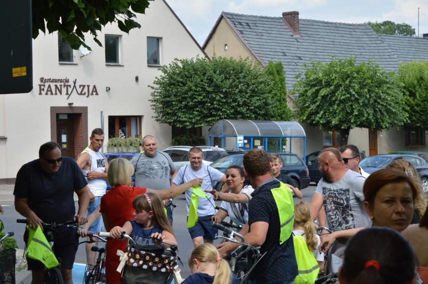 Gmina Wielichowo: Piknik rowerowy trzecioklasistów i ich rodziców! [ZDJĘCIA]