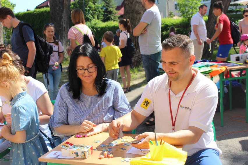 Pierwszy "Piknik z czwórką". ZDJĘCIA z festynu w SP4 Rumia