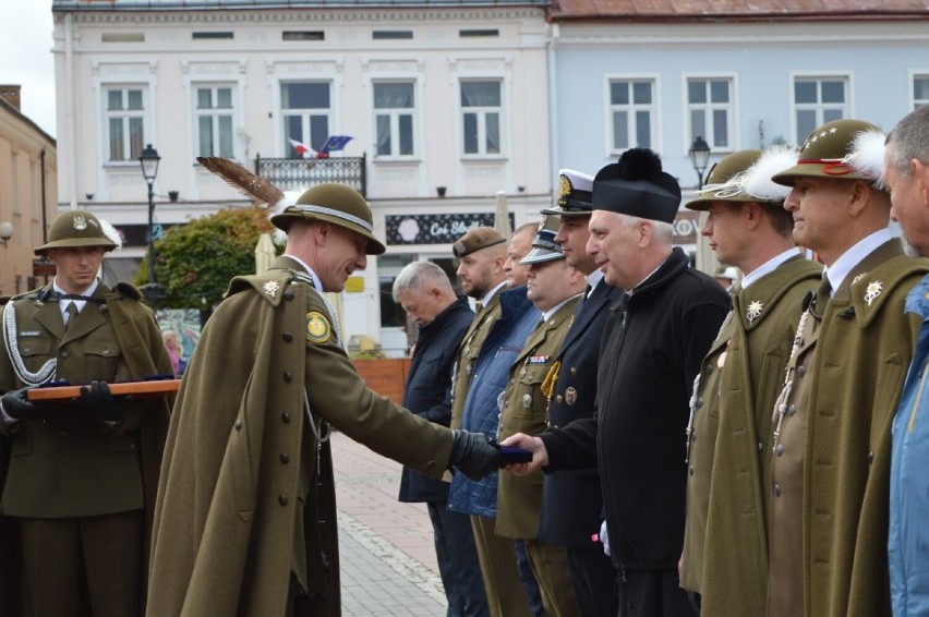 Święto Podhalańczyków w Sanoku. 10 rocznica wręczenia sztandaru 21 Batalionowi Logistycznemu 21 BSP (ZDJĘCIA)