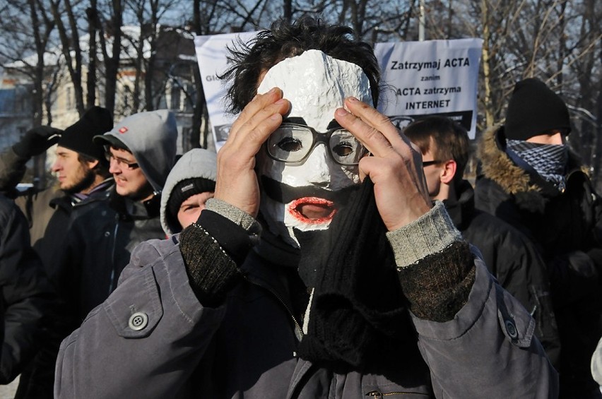 Poznaniacy znudzeni protestami przeciw ACTA? [ZDJĘCIA,WIDEO]