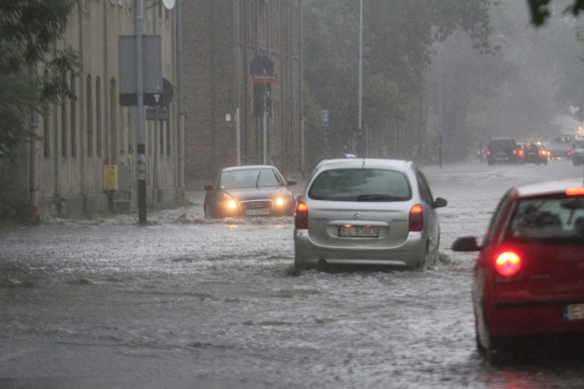 19-07-2018 lodz . zalane ulice lodzi po burzy

fot. grzegorz...