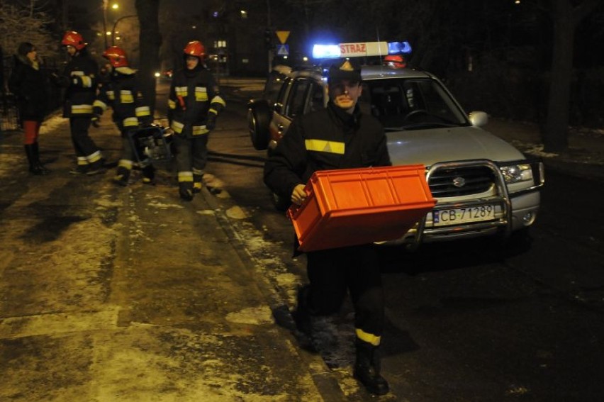 Tragedia w Bydgoszczy! Zatrucie tlenkiem węgla przy Solskiego - jedna osoba nie żyje [zdjęcia]