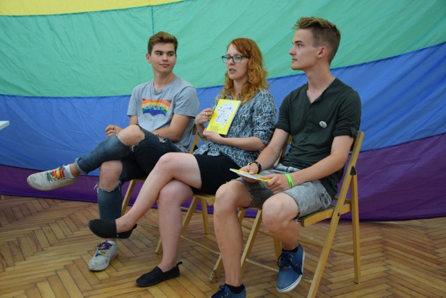 Zielona Góra, 1 lipca 2019, prezentacja książki "Od A do Z o LGBTQIAP" w zielonogórskim BWA.