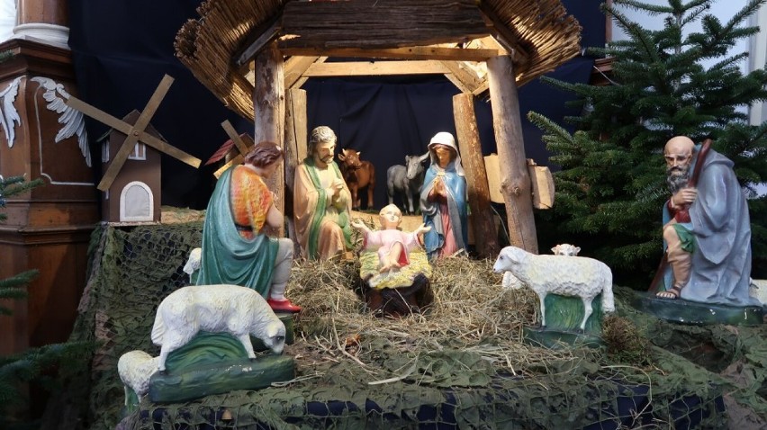 Szopka bożonarodzeniowa w klasztorze franciszkanów w Osiecznej