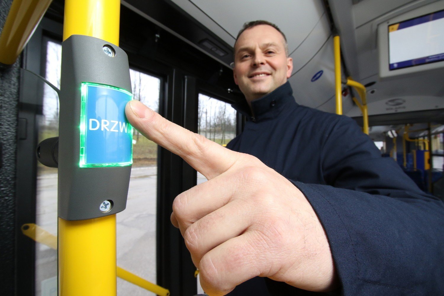 Ciepły guzik otworzy drzwi w autobusach miejskich w Kielcach | Kielce Nasze  Miasto