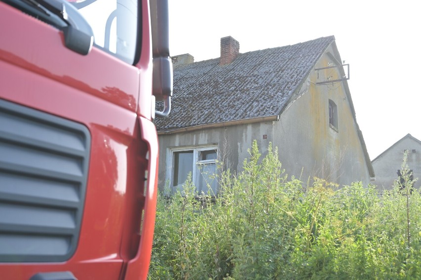 Pożar opuszczonego budynku mieszkalnego w Starym Błonowie...