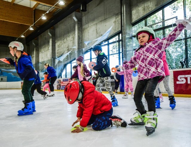 Bydgoskie placówki kulturalne i sportowe zapraszają dzieci i młodzież na ferie zimowe.