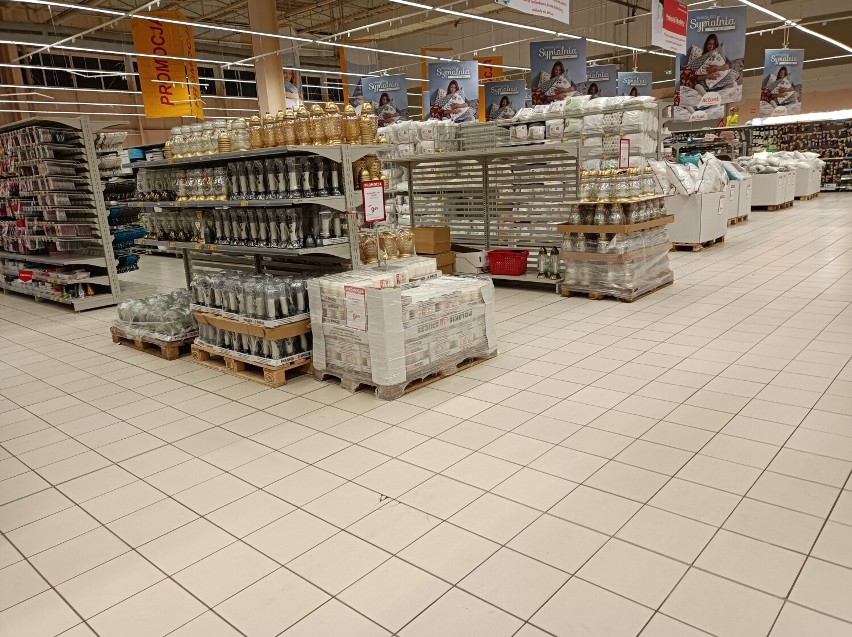 Auchan Płock. Generalny remont sklepu z okazji 20-lecia istnienia [ZDJĘCIA]