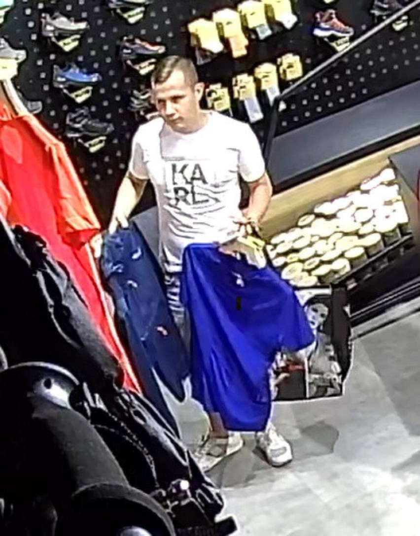 Wybrał rzeczy, przymierzył i wyszedł bez płacenia. Policja poszukuje sprawcy kradzieży ubrań w Gdańsku