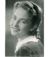 Była legendą ruchu oporu przy KL Auschwitz. W pamięci więźniów obozu zapisała się na zawsze jako łączniczka z wolnym światem. Zdjęcia