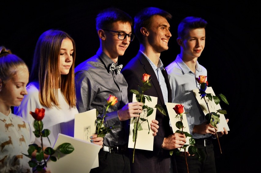 Inauguracja Roku Sportowego w Bełchatowie. Młodzi zawodnicy i trenerzy z nagrodami [ZDJĘCIA]