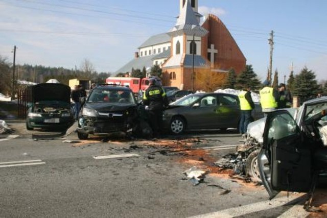 W świętokrzyskich gminach spadła liczba wypadków i kolizji. Ze ...