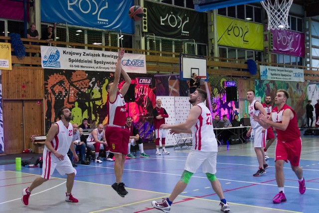 W Wielkim Finale ligi koszykówki CNBA 2018 Elbudplast pokonał drużynę M-Stylu