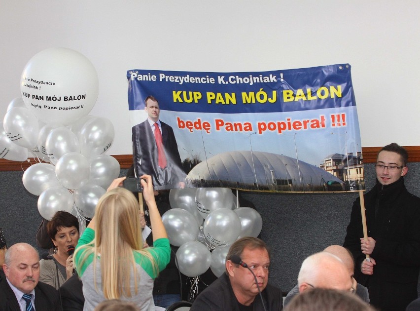 Kup pan balon... czyli happening na sesji w Piotrkowie (aktualizacja)