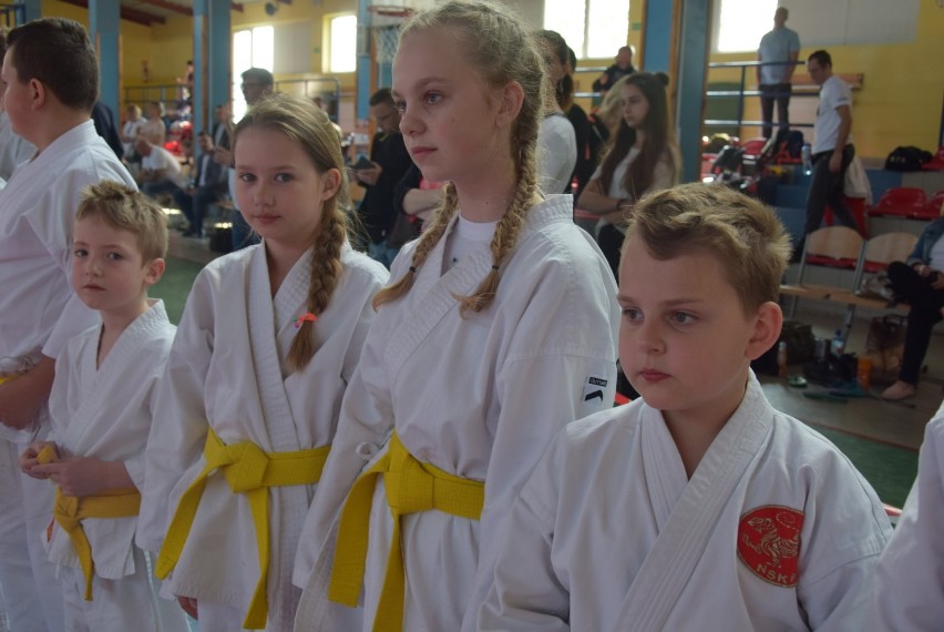 Mistrzostwa Polski Karate Shotokan NSKF i UWK w Uniejowie [ZDJĘCIA, FILM, WYNIKI]