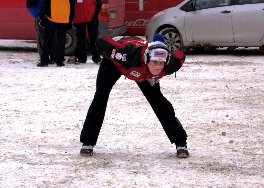 Andreas Kofler rozgrzewa się. Fot. Bożena Zajiczek-Panuś