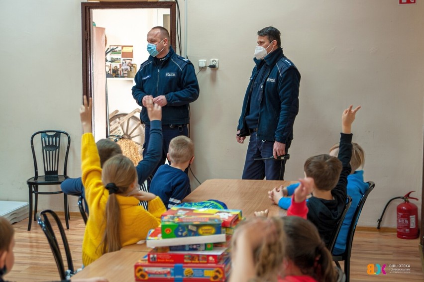 Spotkanie policjantów z dziećmi w Piotrkowie Kujawskim