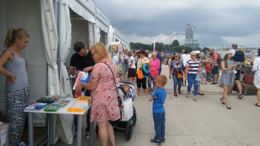 Świetni autorzy i tania książka. W Gdyni rozpoczął się plener czytelniczy