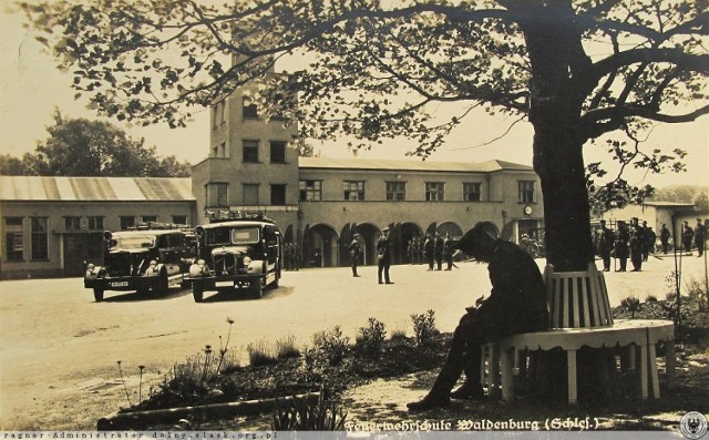 Lata 1934-1942
Dziedziniec dawnej Wyższej Szkoły Pożarniczej w Wałbrzychu