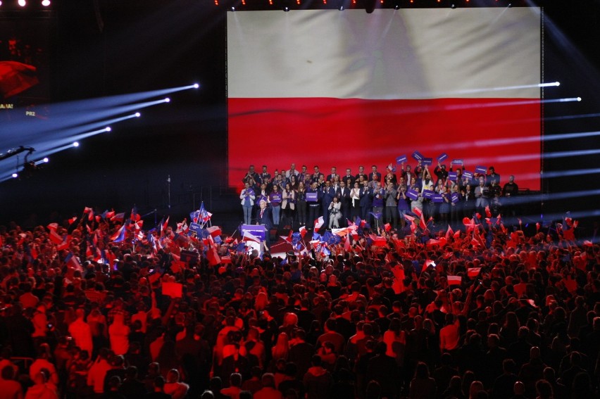 Wiosna Biedronia w Warszawie. Polityk ogłosił na Torwarze program i nazwę partii