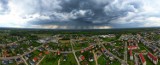 Burza w Kościerzynie. Zobacz zachwycające zdjęcia miasta tuż przed załamaniem pogody