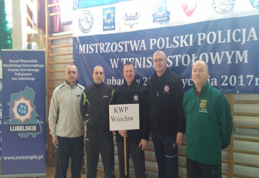Polkowicki policjant w gronie najlepszych tenisistów stołowych