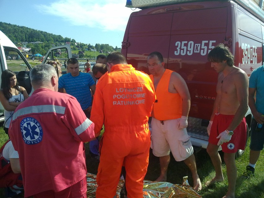 Gródek: 17-latek z Limanowej skoczył na główkę do Jeziora Rożnowskiego. Trafił do szpitala