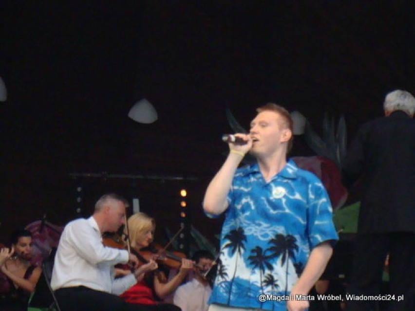 Robert Mateuszuk i piosenka "Jeden moment". Fot. M. Wróbel