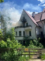 Pożar pustostanu w Zakopanem. Poszkodowana została jedna osoba