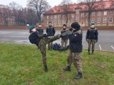 Żołnierze z Kłodzka szkolą uczniów klas mundurowych Zespołu Szkół Technicznych