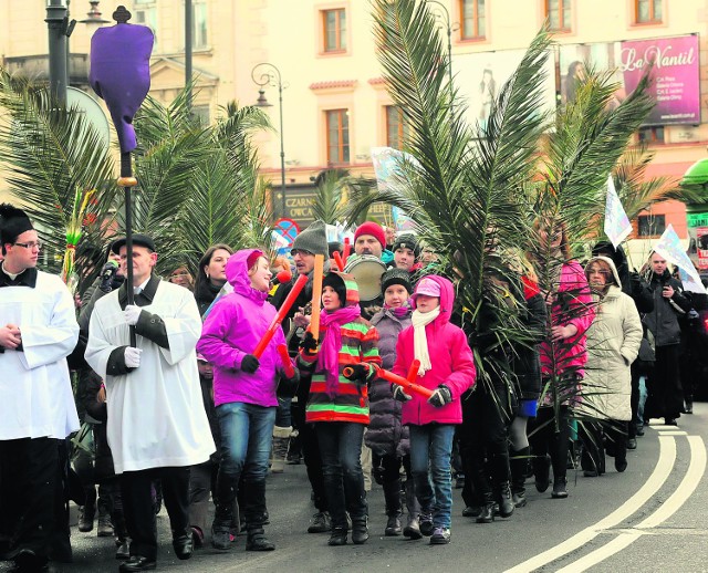 Tłumy na Niedzieli Palmowej w Lublinie