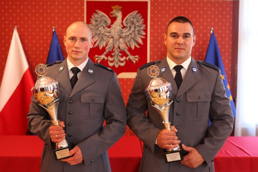 Policjanci z Kościana na podium konkursu na najlepszy patrol