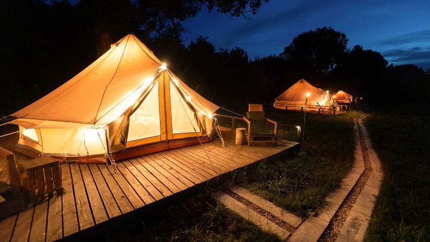 Glamping to może być pomysł na wakacje życia! Próbowaliście?