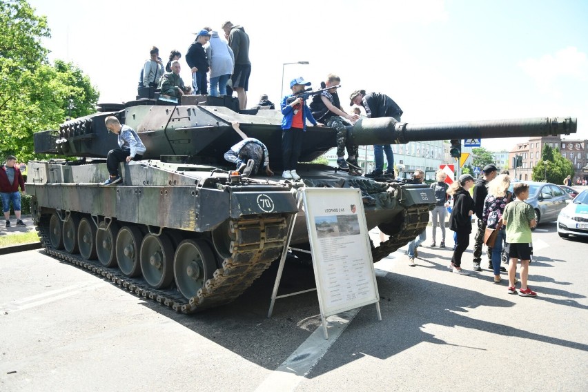 Piknik militarny w Kostrzynie odbył się w sobotę, 21 maja. W...