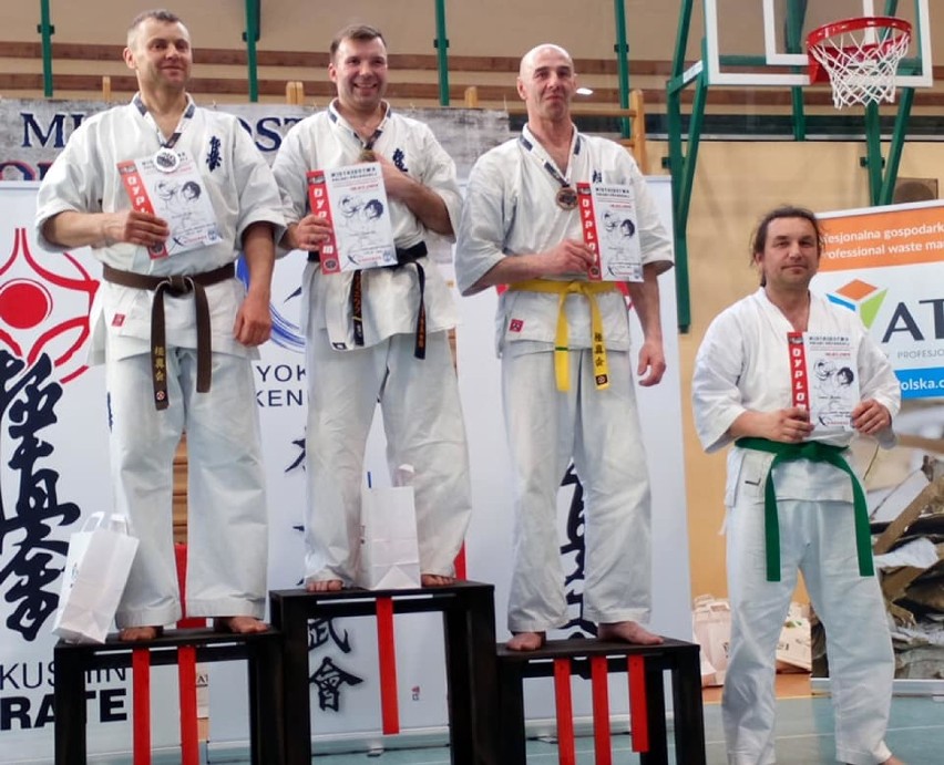 Sukcesy karateków w mistrzostwach Polski północnej Polskiej Federacji Karate Kyokushin [zdjęcia]