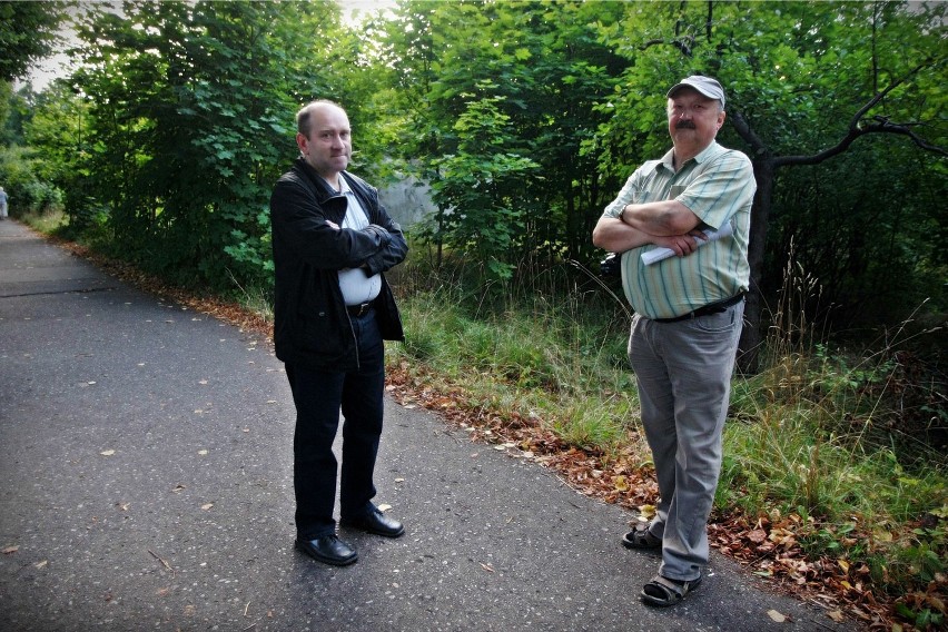 Jak podkreśla radny Jarosław Borlik (z lewej), mieszkańcy...